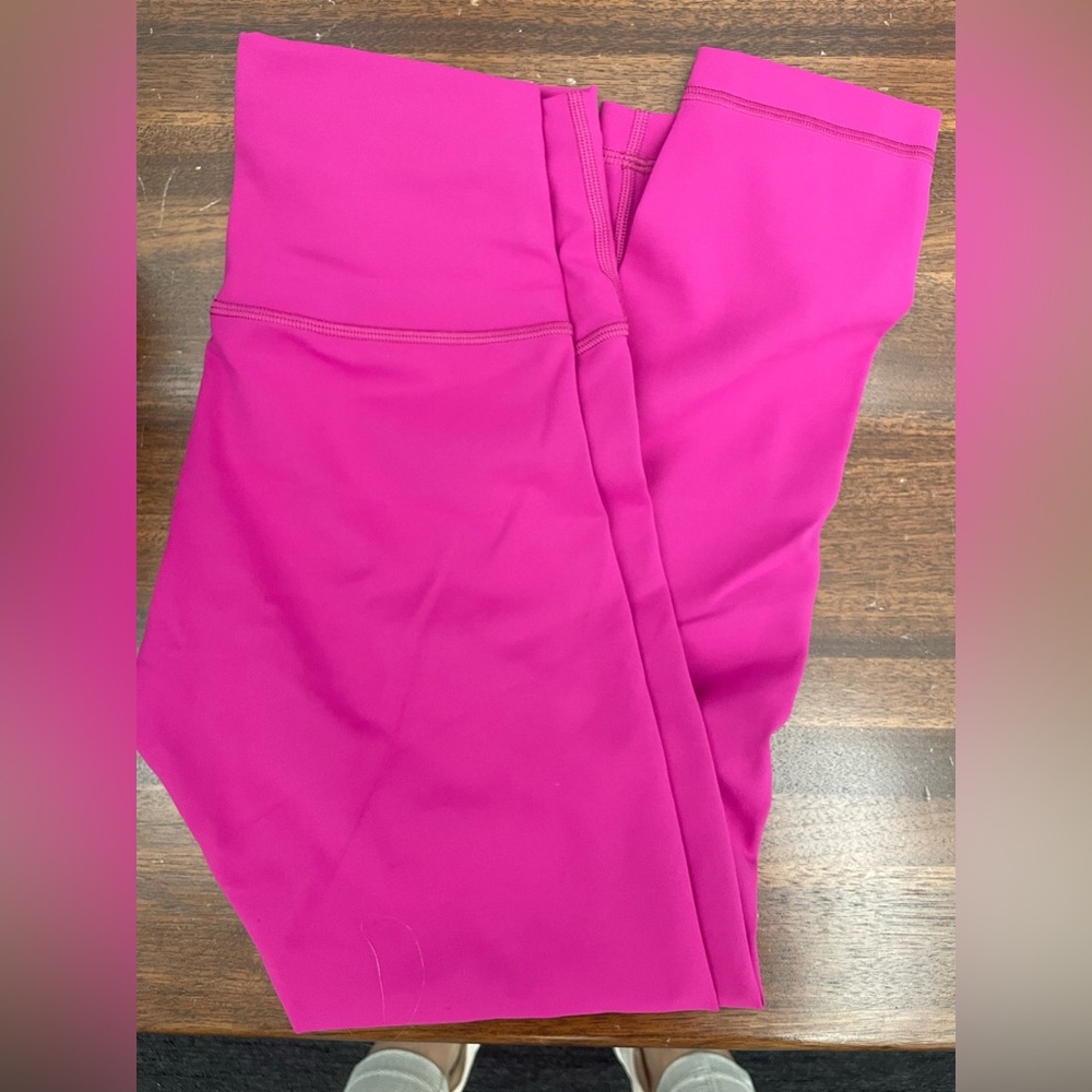 Lululemon Bundle 💗 Pants and Sports Bra like new used couple of times only